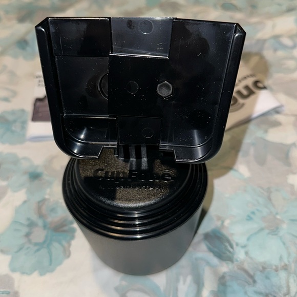 WeatherTech cupfone Brand New In Box - Picture 5 of 10